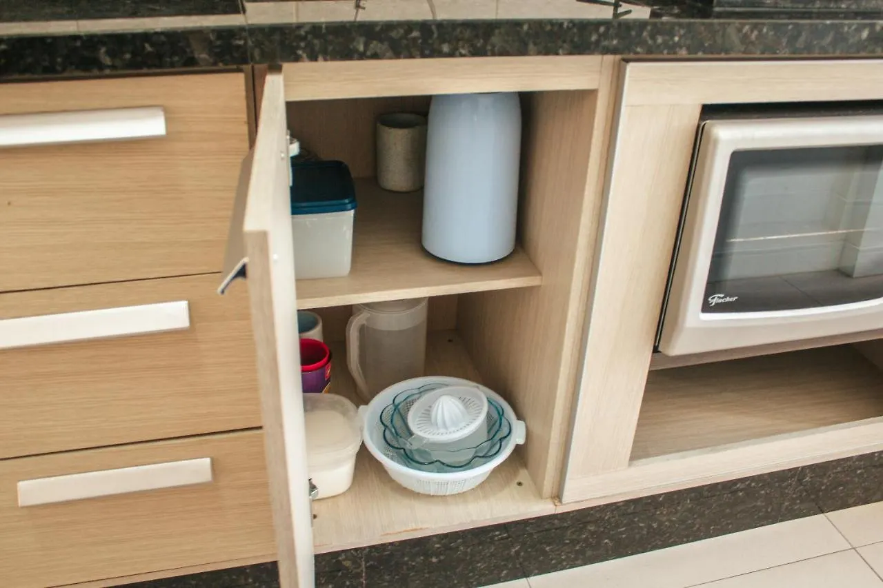 Apartamento temporadabombinhas 2 suítes